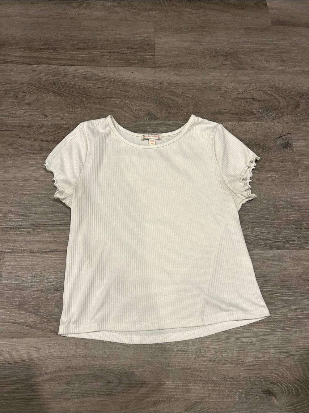 Social Academy Girls' White Ribbed Short Sleeve Top with Lettuce-Edge Sleeves 14